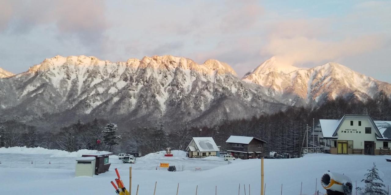 宿屋白金家 Yadoya-Shiroganeya 1日1組限定2名から8名様まで 全館貸切り 伝統的建造物の旅籠宿 Traditional Culture Experience Nagano Exteriör bild